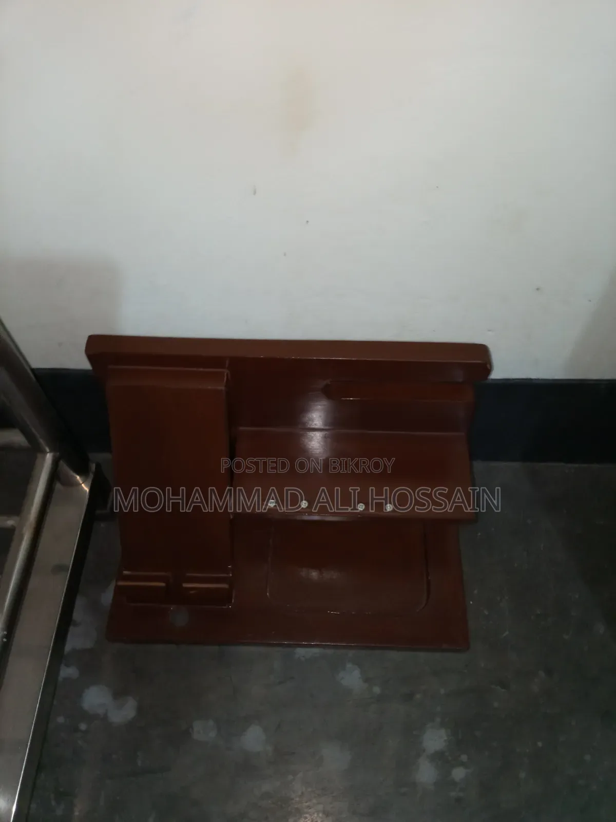 Mobile Stand With Other Storage