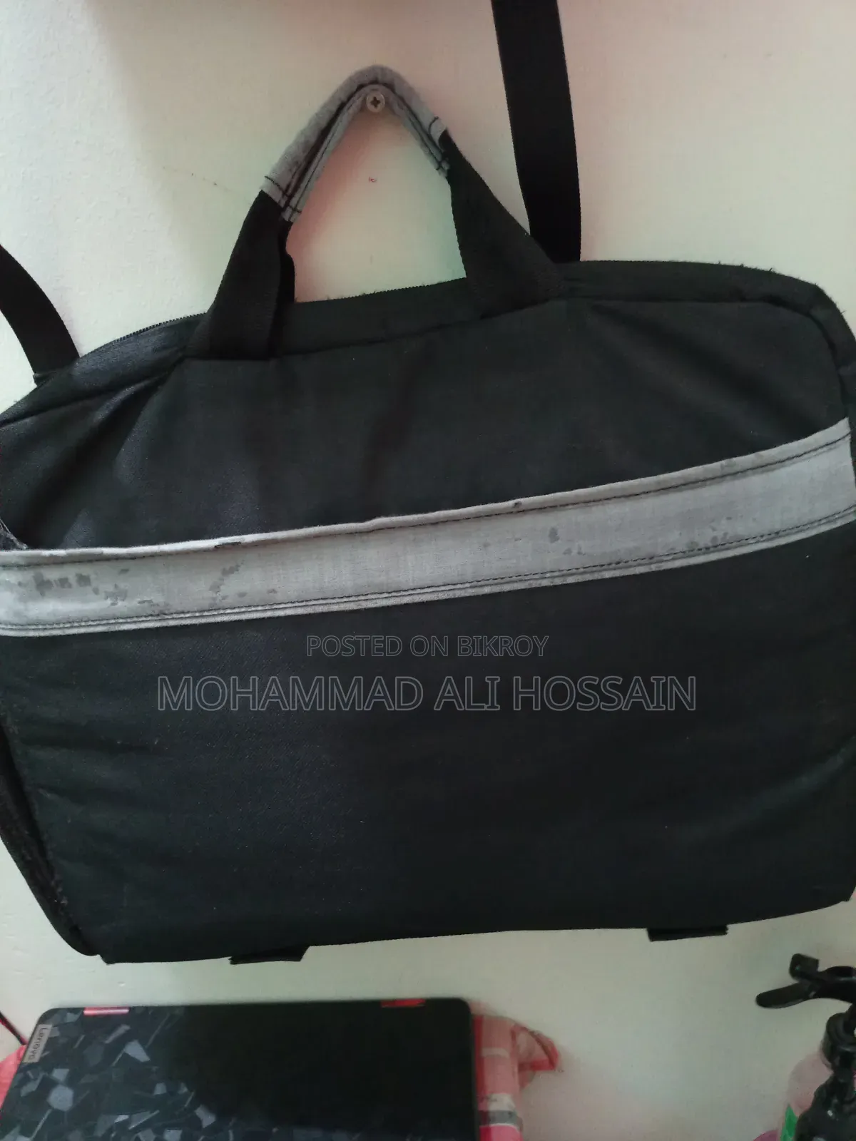 ল্যাপটপ ব্যাগ বিক্রির জন্য