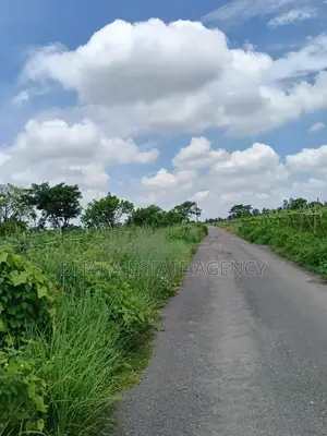 সেক্টর-৮ এ ১০০ ফুট রাস্তার উপরে ৫ কাঠার প্লট
