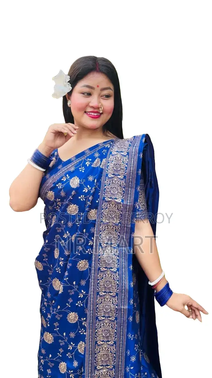  প্রিমিয়াম জাপানি সিল্ক শাড়ি (ম্যাচিং ব্লাউজ পিসসহ)