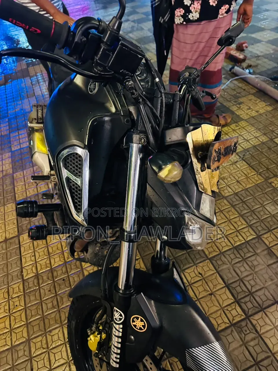 ইয়ামাহা এফজেড ২০১৯ কালো