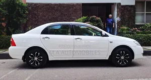 Toyota Corolla 2005 White