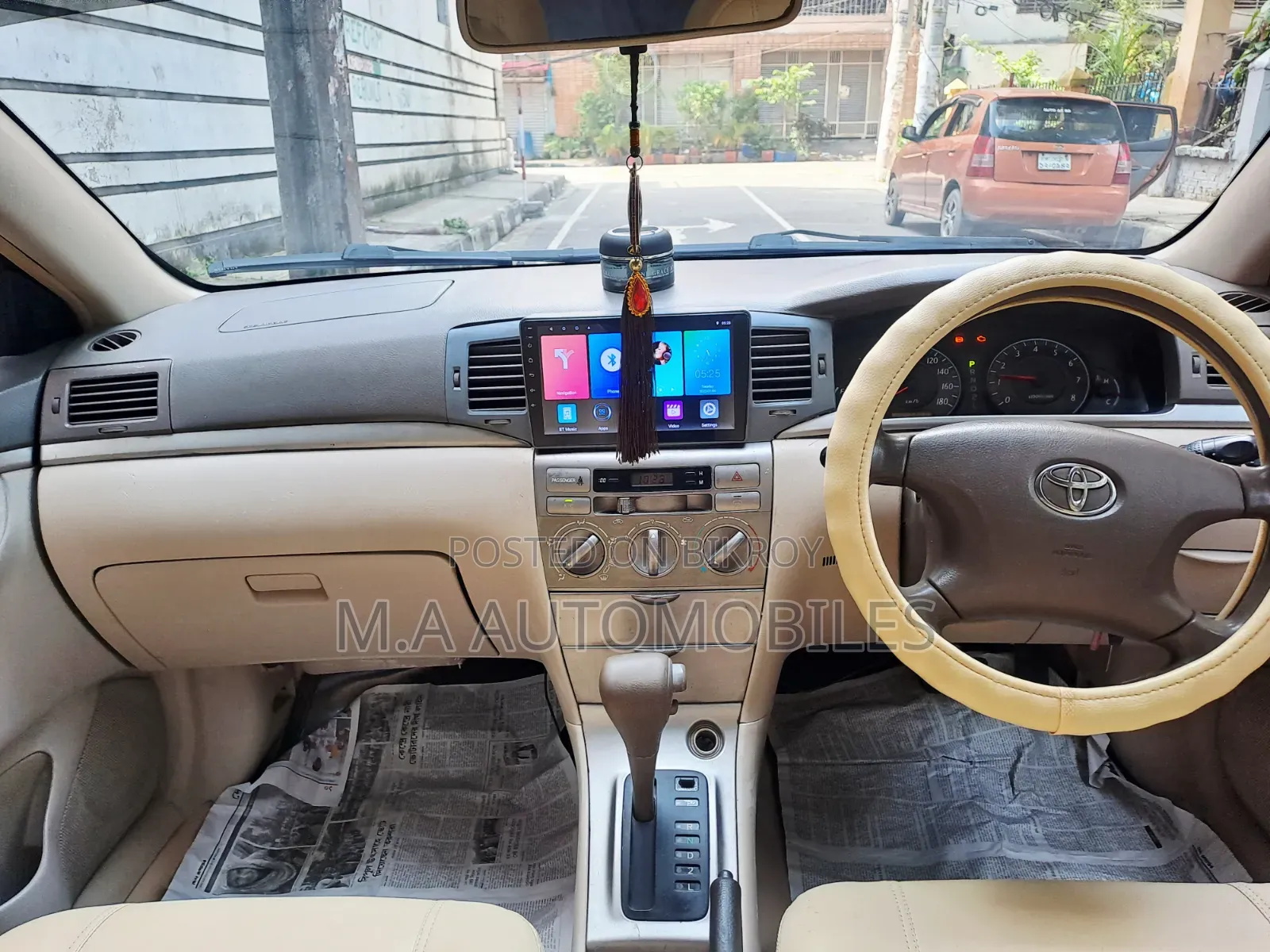 Toyota Corolla 2005 White