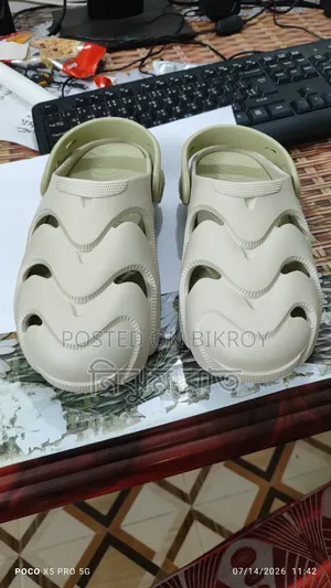 Croc Shoes / Sandal