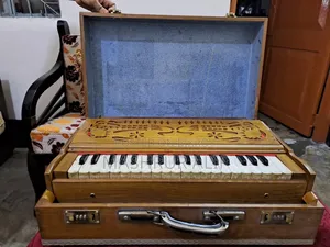 Box Harmonium