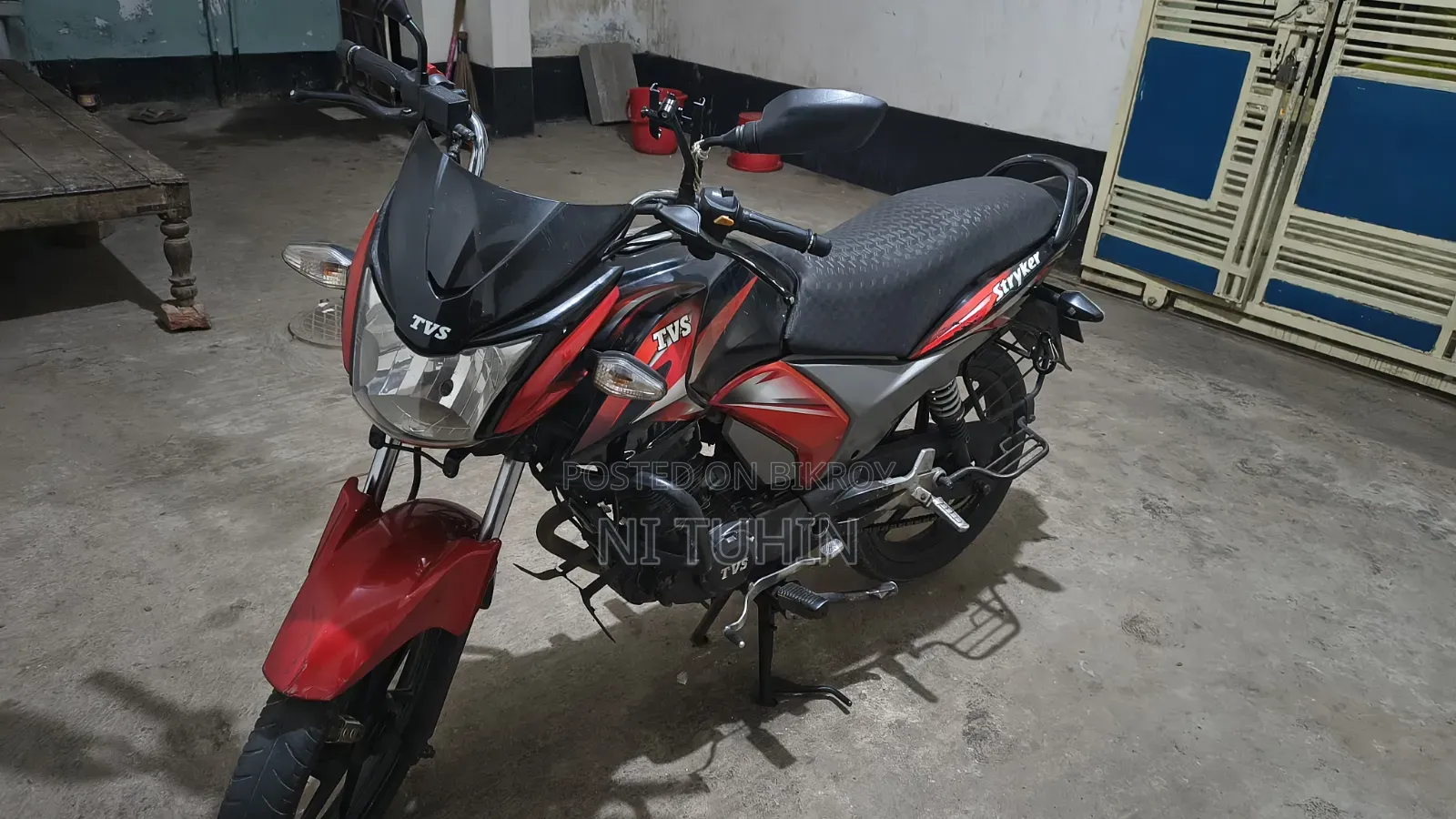 টিভিএস স্ট্রাইকার ১২৫ ২০১৮ লাল
