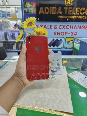 Apple iPhone XR 64 GB Red