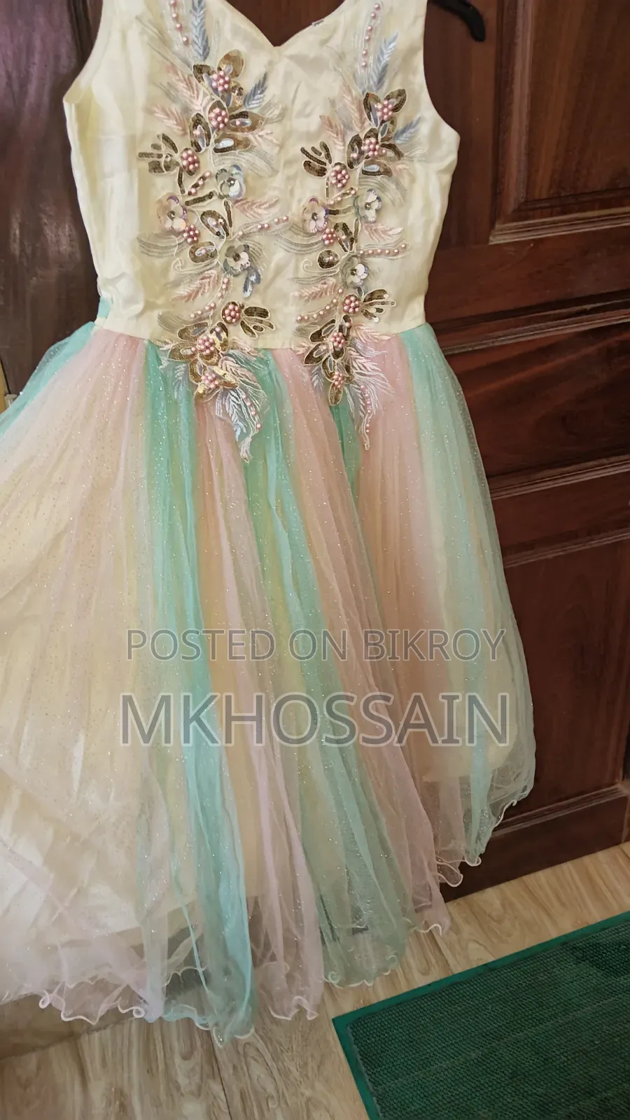 Long Frock for 9/10 Year Old Girls for Sale