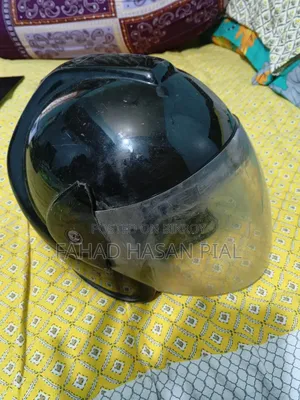 ব্যবহৃত মোটরসাইকেল হেলমেট বিক্রয়ের জন্য