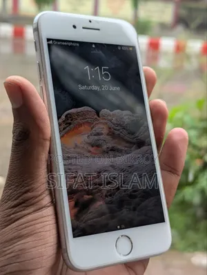 Apple iPhone 7 32 GB Gray