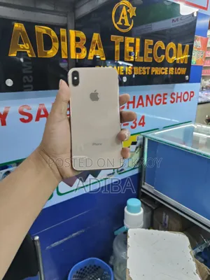 Apple iPhone XS Max 64 GB Gold