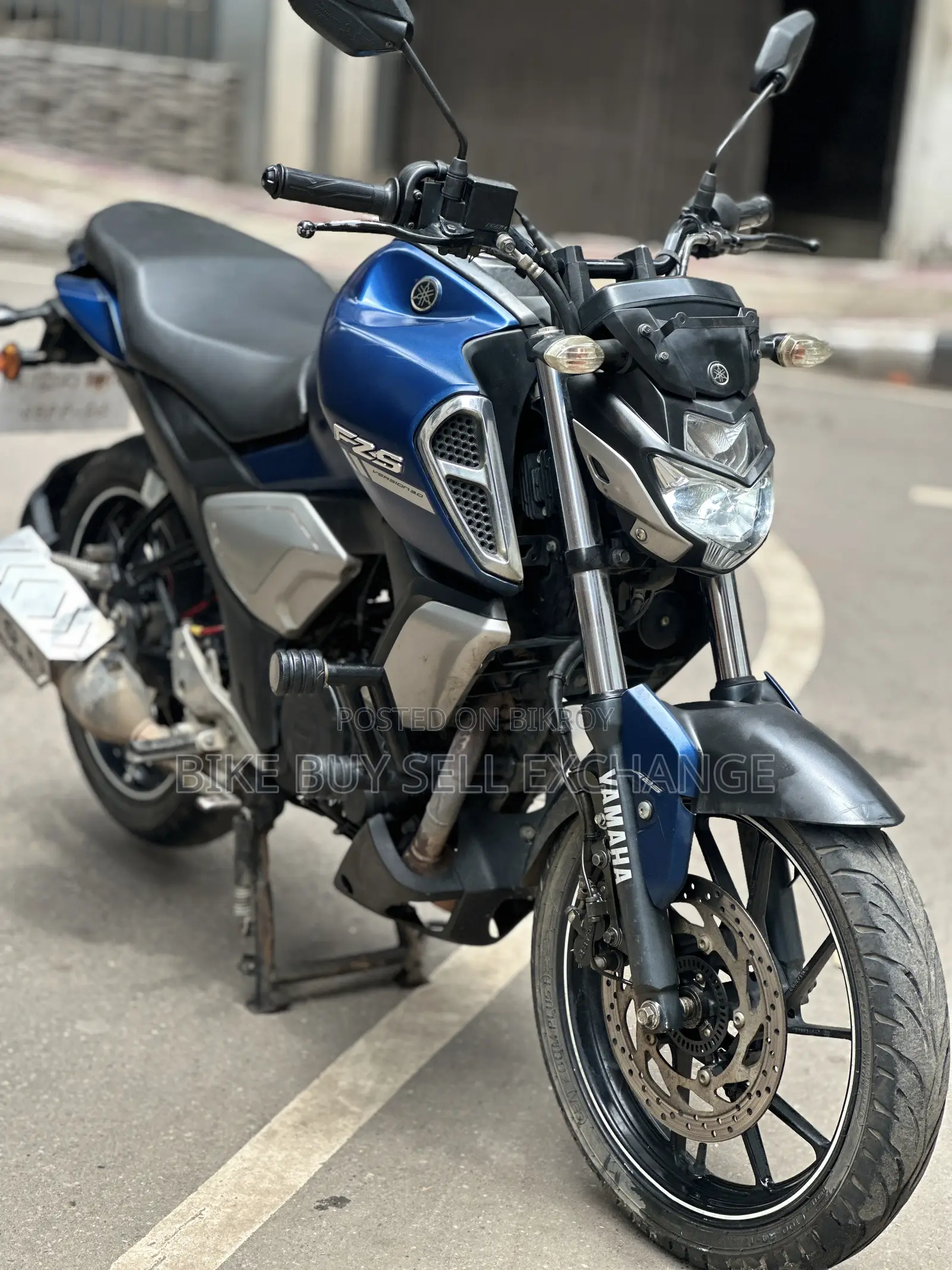 ইয়ামাহা এফজেড ২০২৪ ব্লু