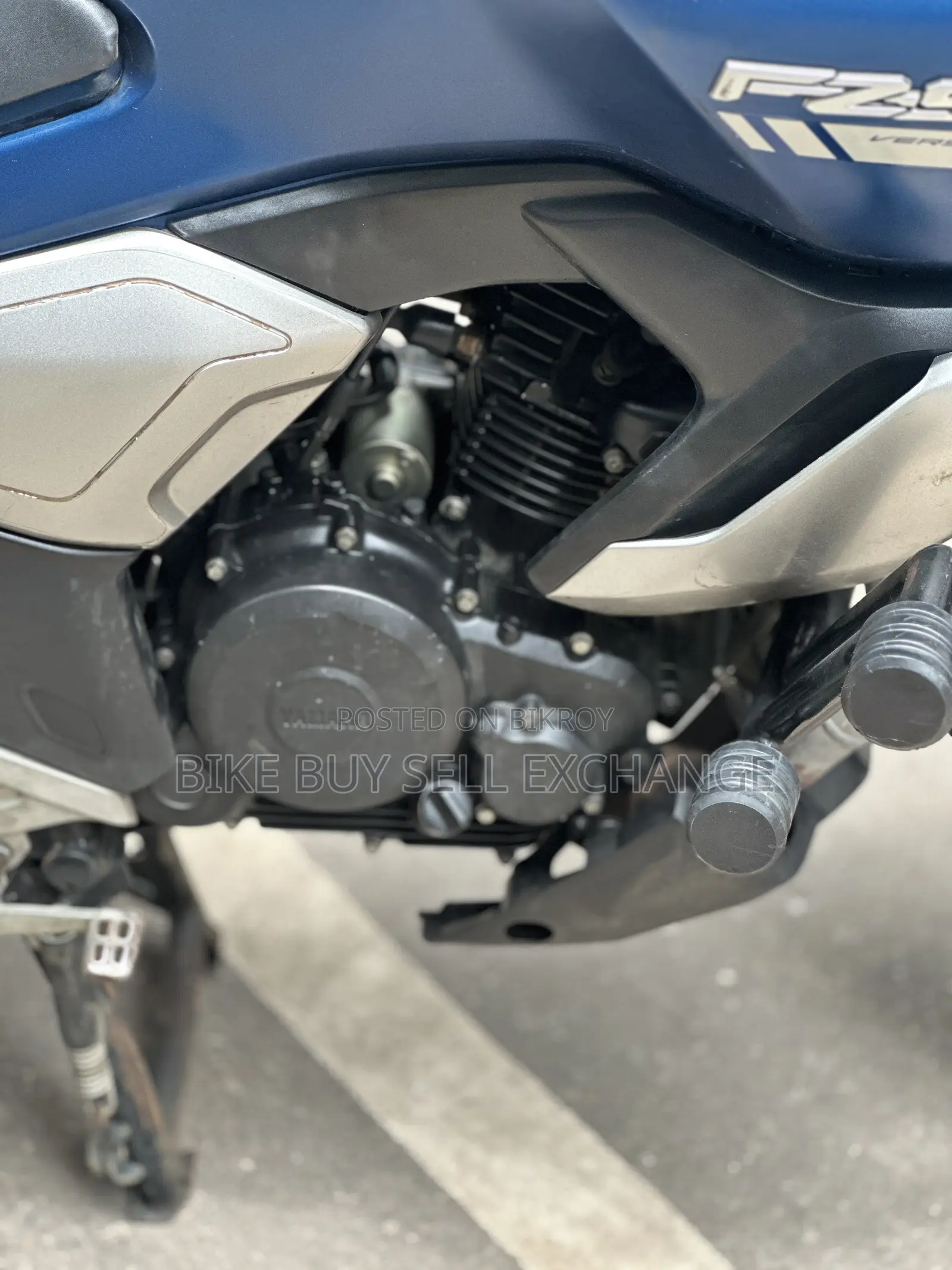 ইয়ামাহা এফজেড ২০২৪ ব্লু