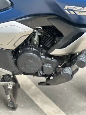 ইয়ামাহা এফজেড ২০২৪ ব্লু