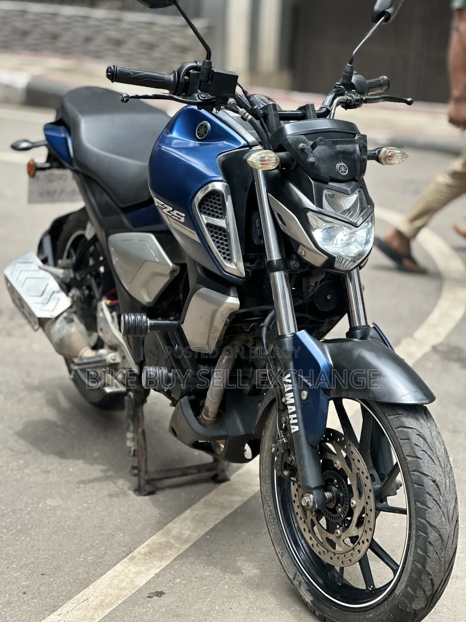 ইয়ামাহা এফজেড ২০২৪ ব্লু