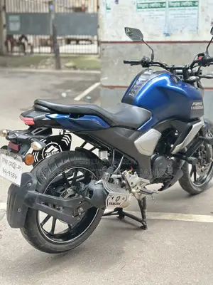 ইয়ামাহা এফজেড ২০২৪ ব্লু