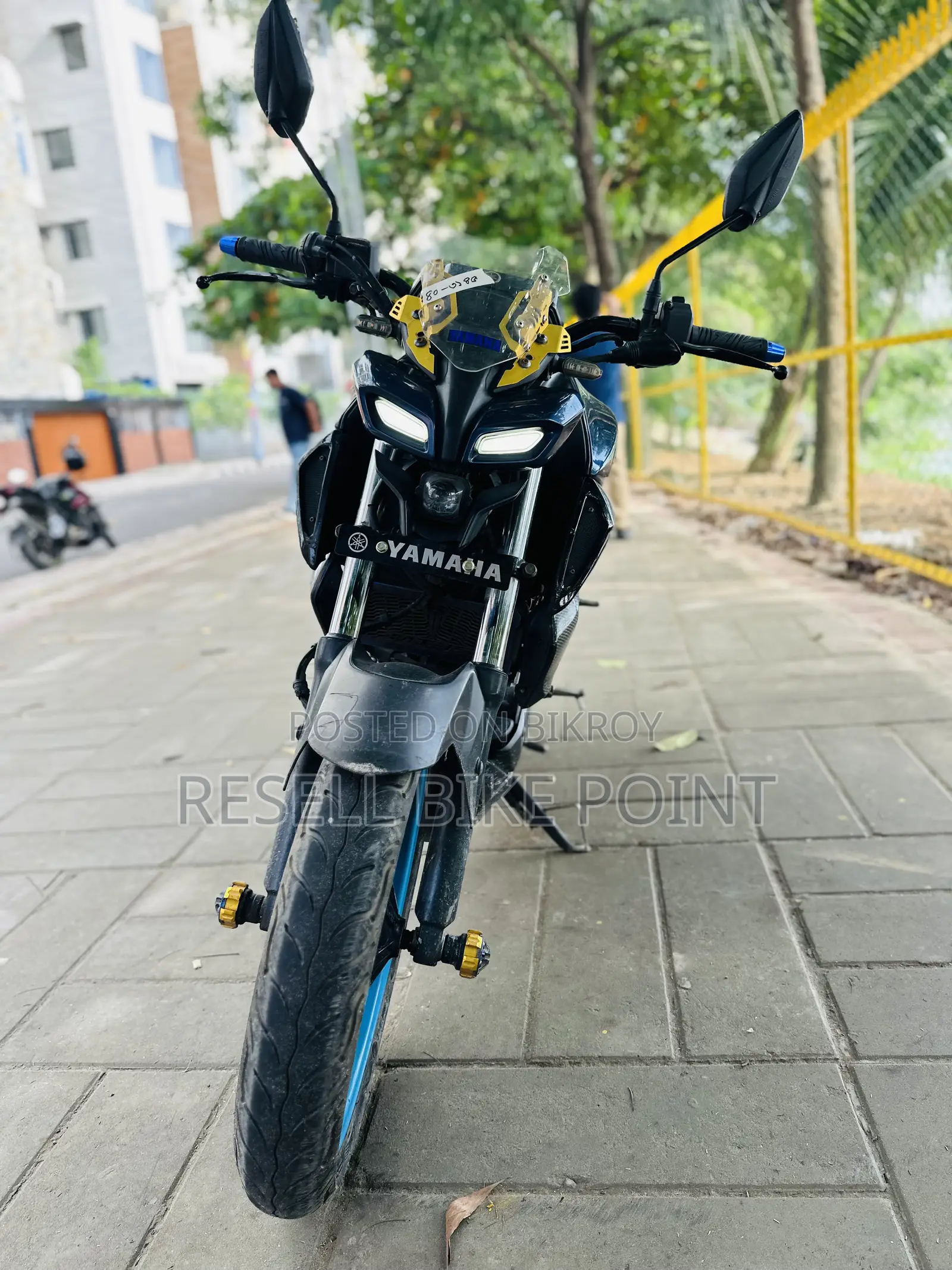Yamaha 2022 Blue
