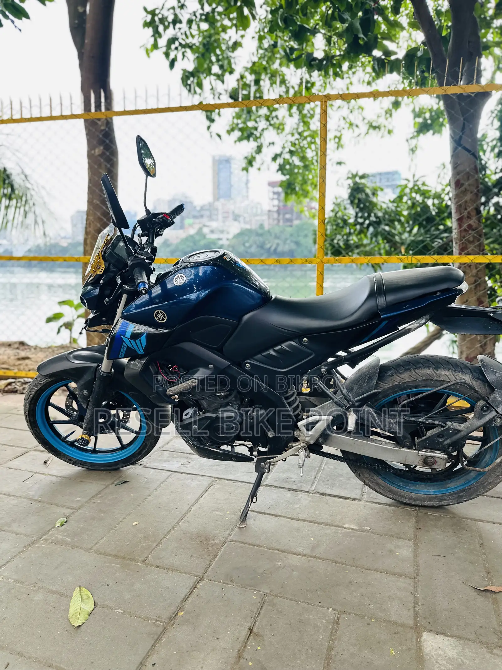 Yamaha 2022 Blue