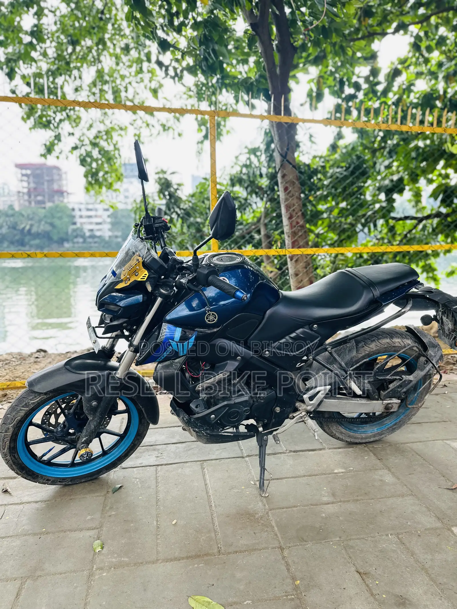 Yamaha 2022 Blue