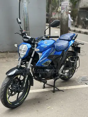 সুজুকি জিক্সার এফআই এবিএস ২০২৩ নীল