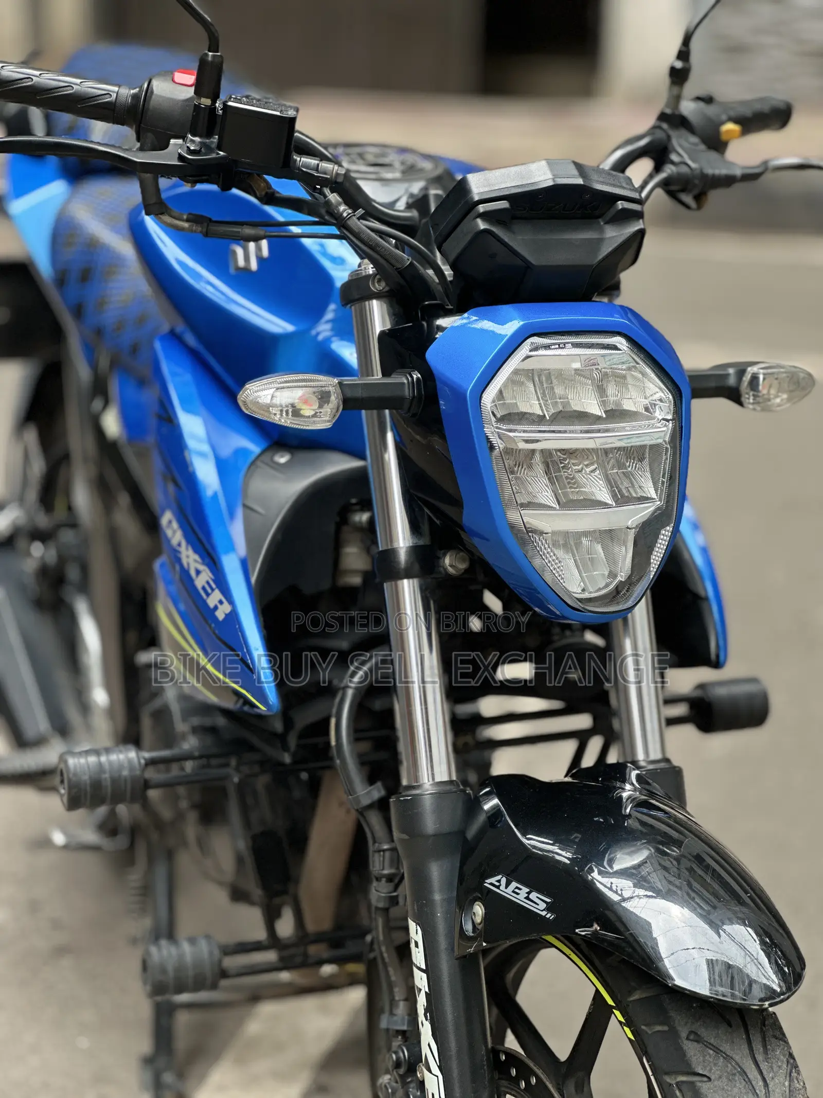 সুজুকি জিক্সার এফআই এবিএস ২০২৩ নীল