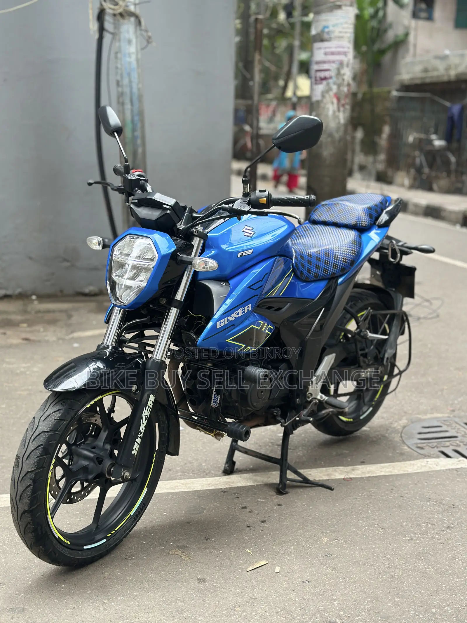 সুজুকি জিক্সার এফআই এবিএস ২০২৩ নীল