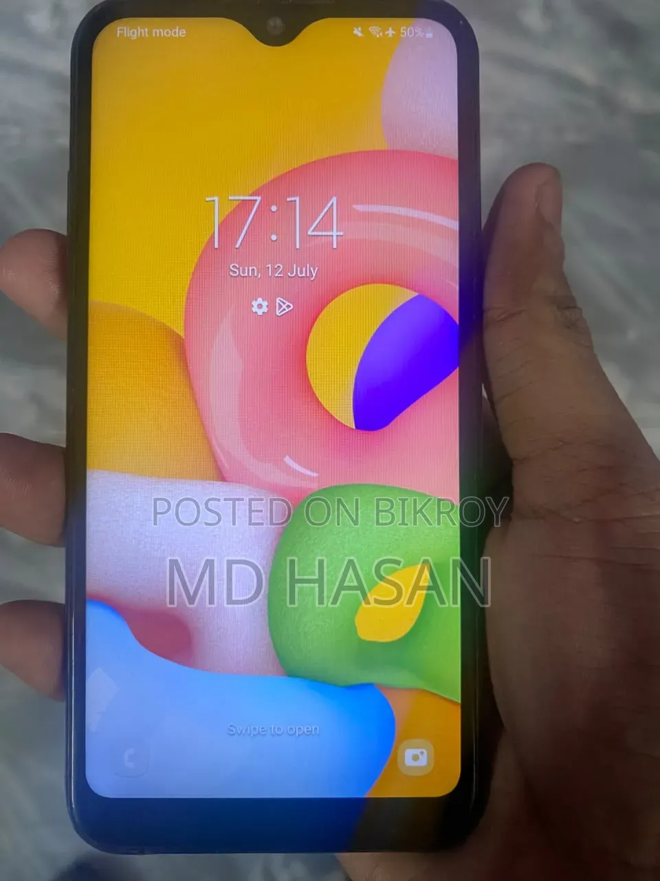 স্যামসাং গ্যালাক্সি এ০১ ১৬ জিবি কালো