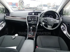 Toyota Allion 2021 Silver