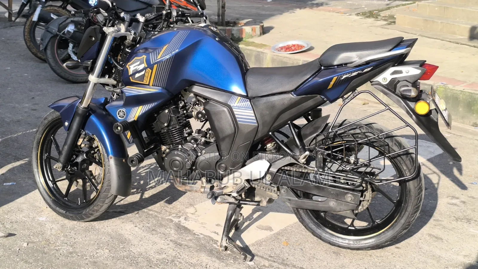 Yamaha FZ6 2021 Blue