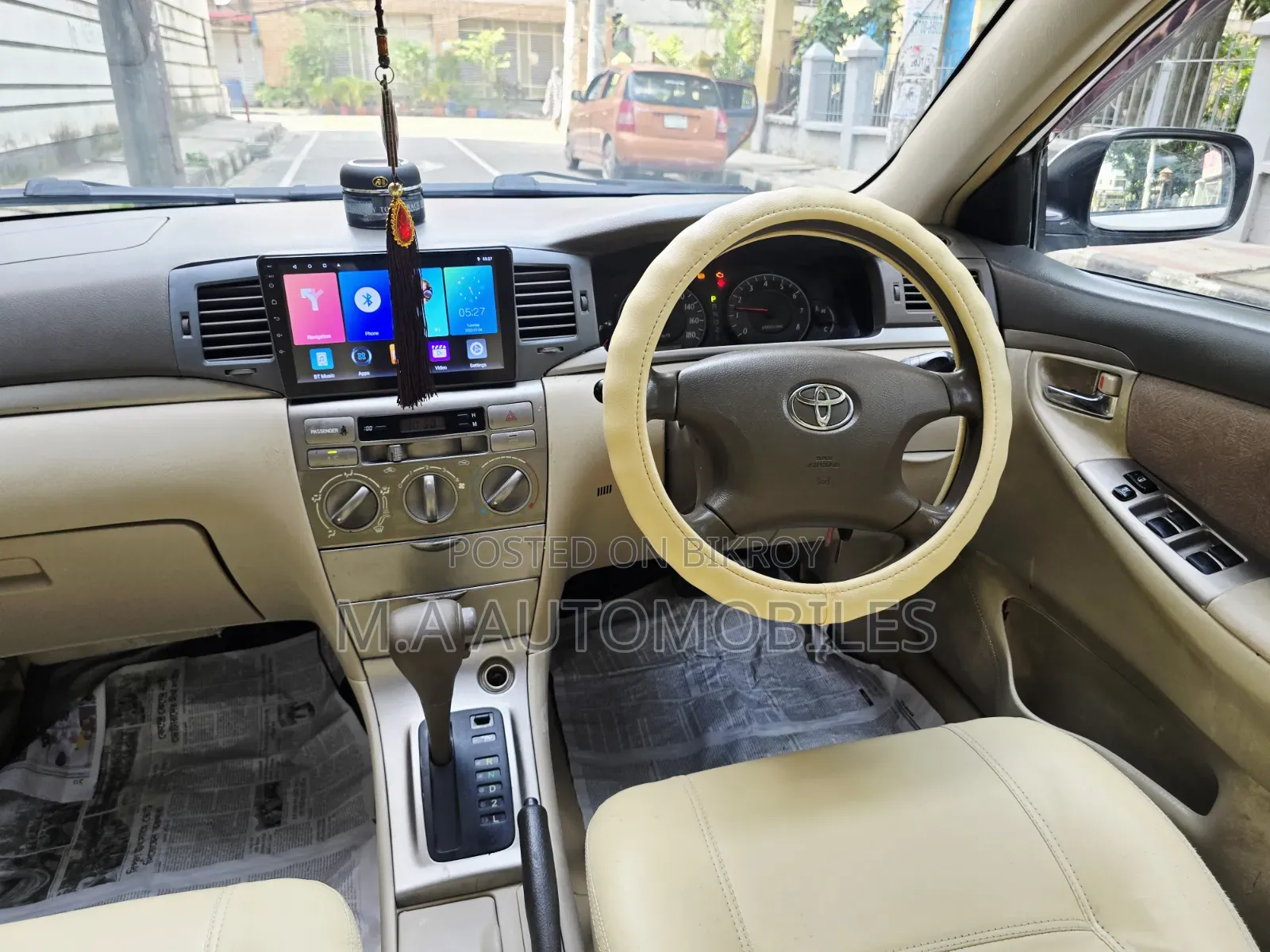 Toyota Corolla 2005 White