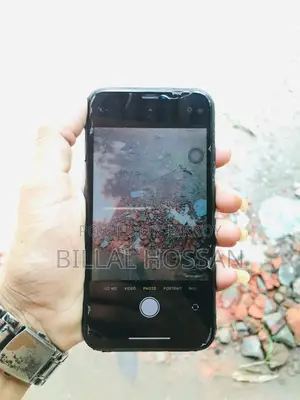 Apple iPhone XR 64 GB Black