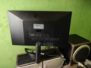 LG 22 Inch Monitor With Line