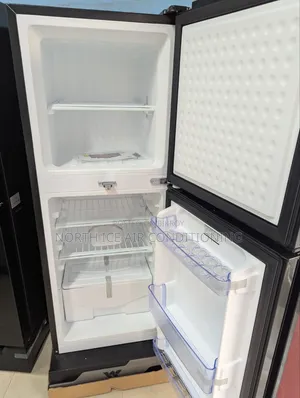 Walton Brand New Glass Door Fridge 157 Ltr. (30% Off)