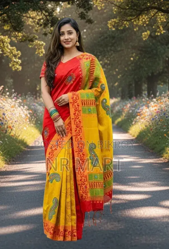  টাঙ্গাইলের রয়্যাল ধুপিয়ান সিল্ক নকশি শাড়ি (ব্লাউজ পিস ছাড়া)