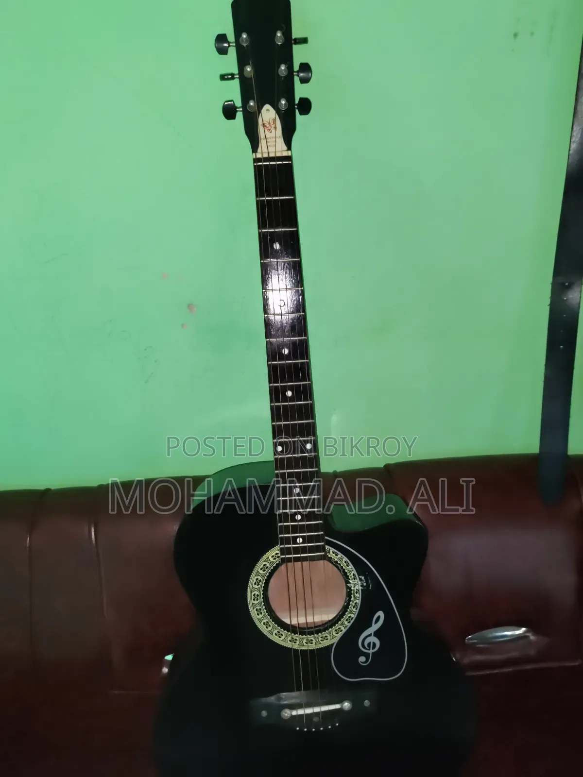 একোয়েস্টিক গিটার