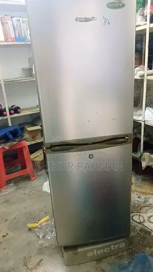 ফ্রিজ বিক্রির জন্য