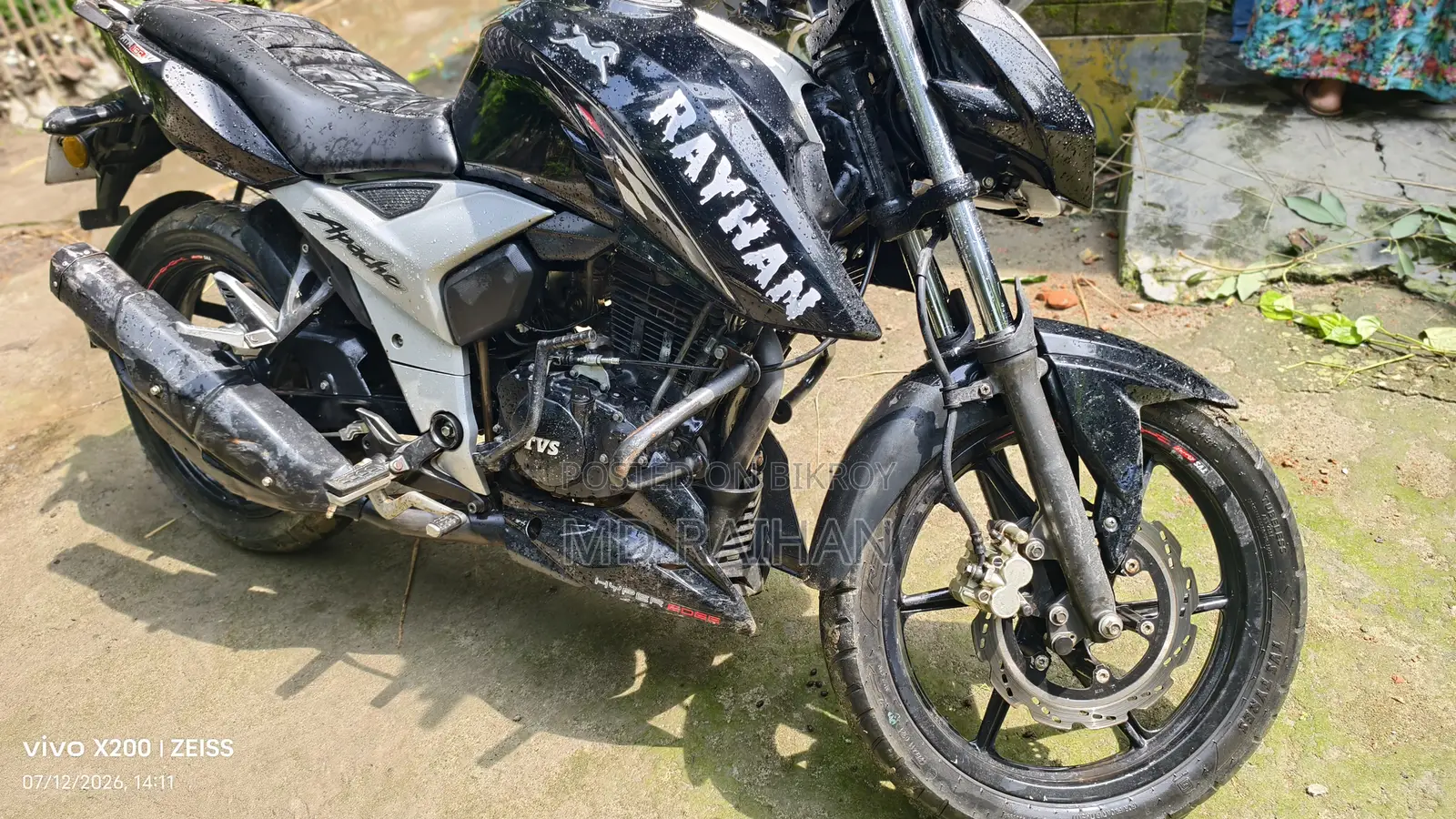 TVS Apache RTR 160 4V 2023 Black