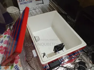 Egg Incubator Machine