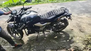 TVS Apache RTR 160 4V 2023 Black