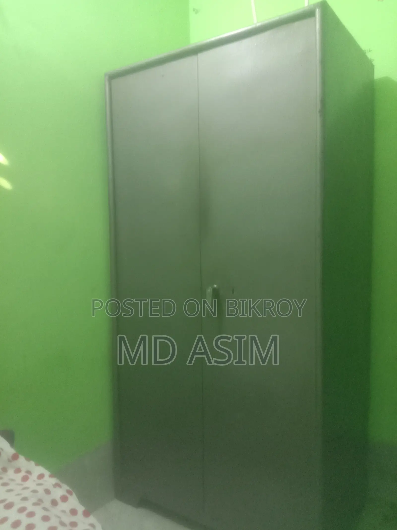 Old Steel Almirah (Two doors, with heavy locker) in good condition | 120kg