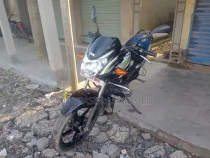 TVS Metro 2016 Green