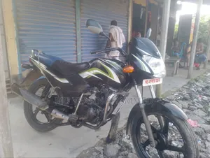 TVS Metro 2016 Green