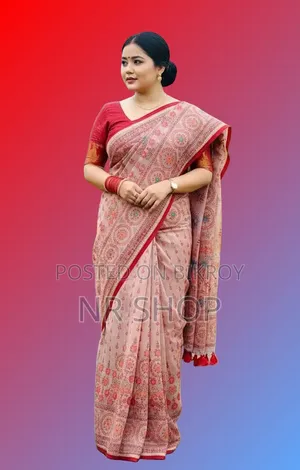 প্রিমিয়াম টাঙ্গাইল সিল্ক বুটিক শাড়ি (রানিং ব্লাউজ পিসসহ)
