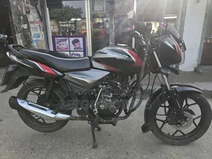 Bajaj Discover 125 2020 Black