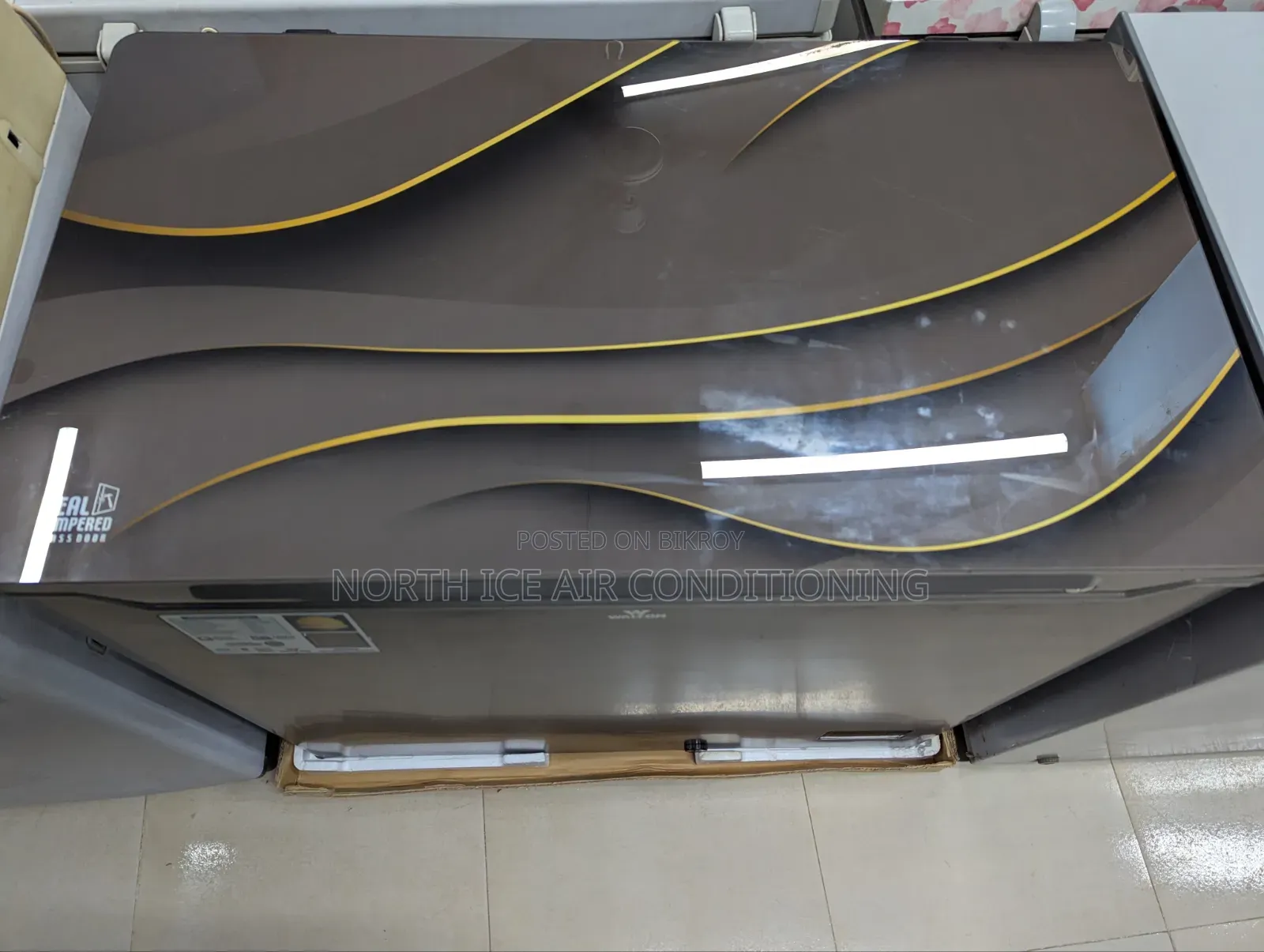 Walton Brand New Glass Door Deep Freezer 210 Liter.