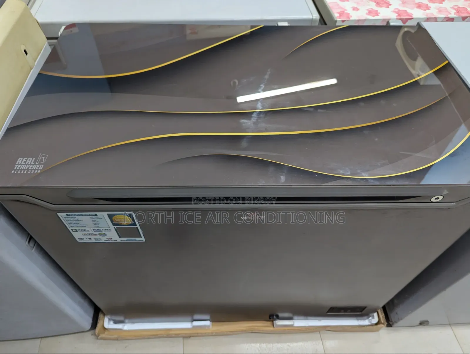 Walton Brand New Glass Door Deep Freezer 210 Liter.
