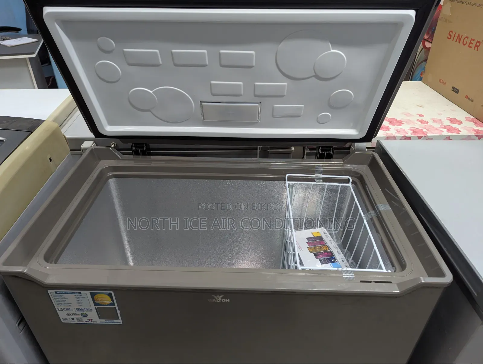 Walton Brand New Glass Door Deep Freezer 210 Liter.