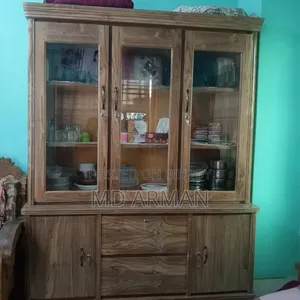 সেগুন কাঠের ৩ পালার সোকেস