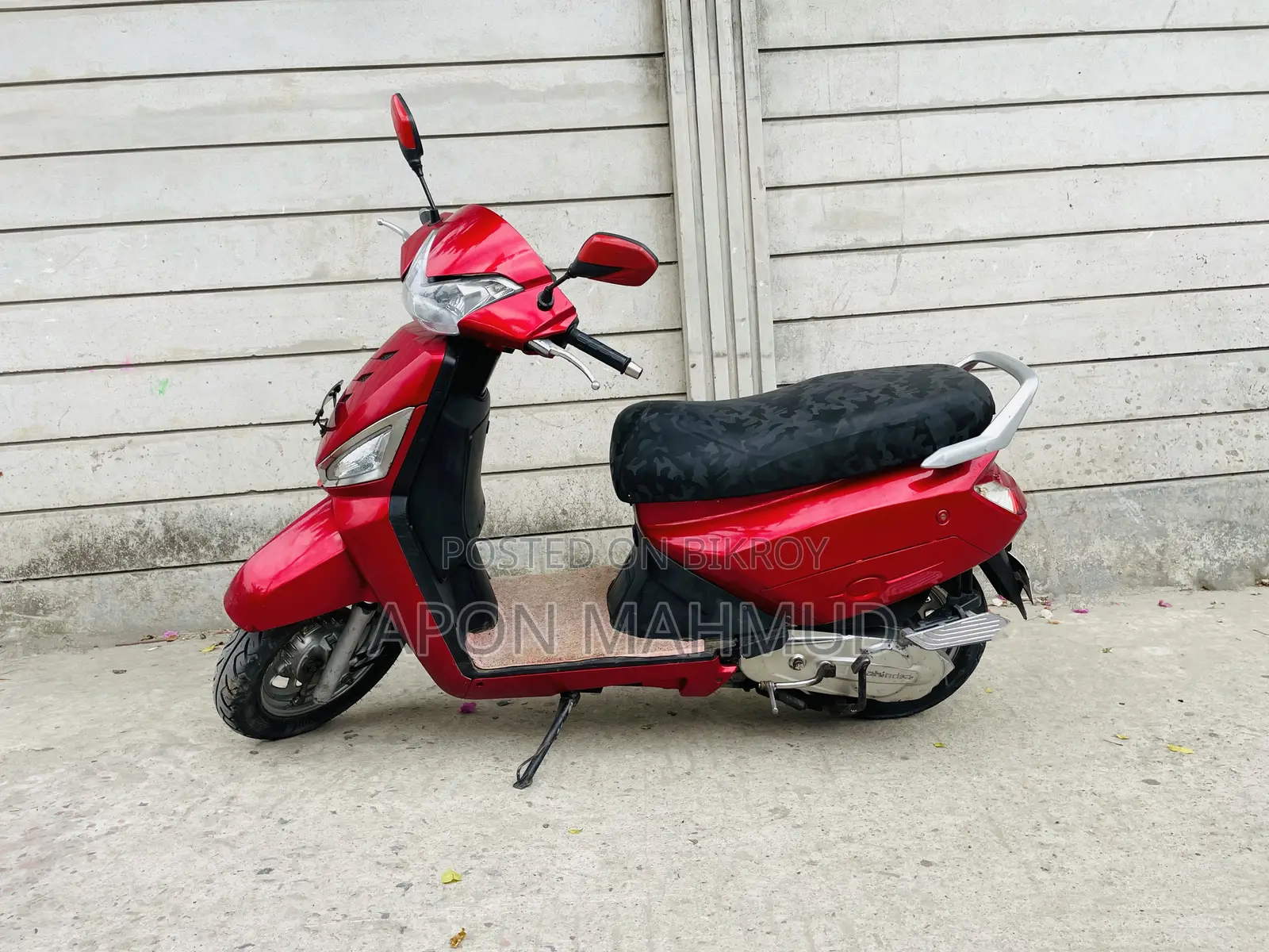 Mahindra Gusto 125 2017 Red