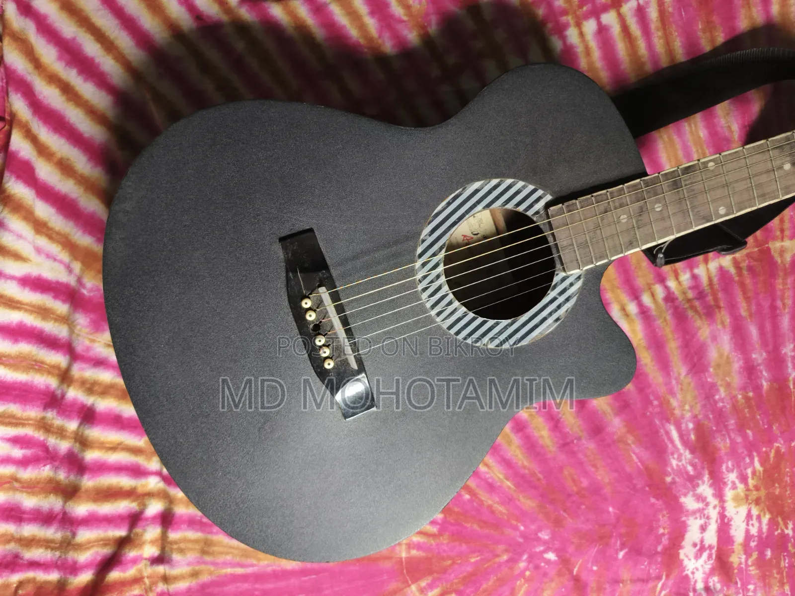 Acoustic Guitar